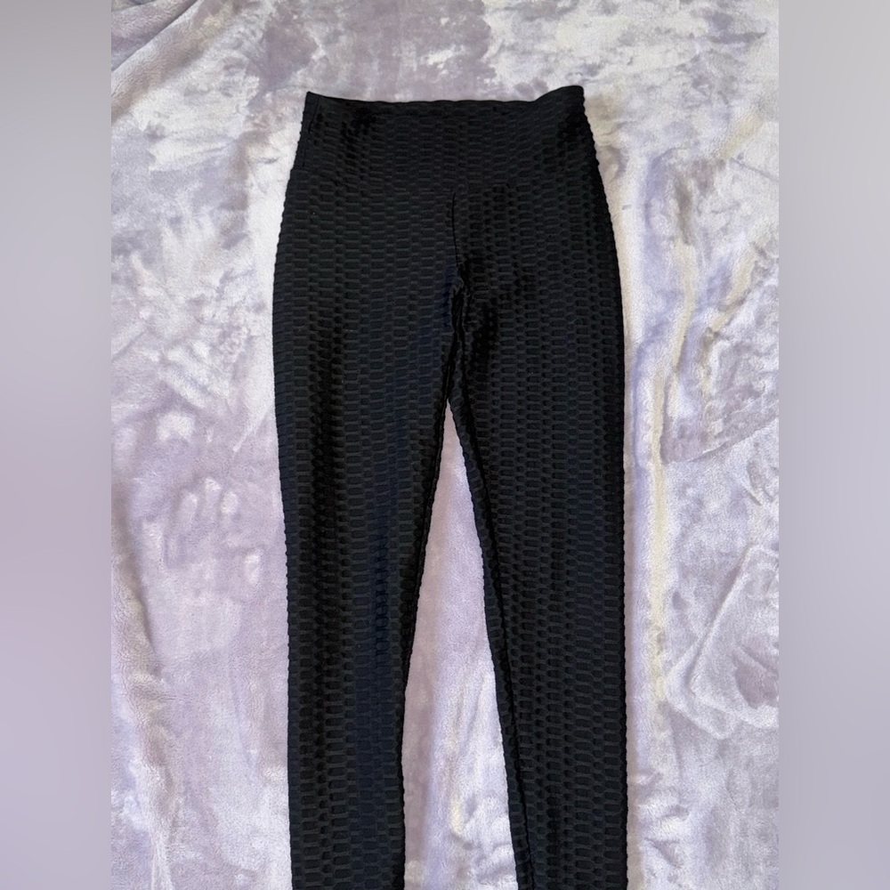 Black Stretchy Leggings with Seamless Waistband